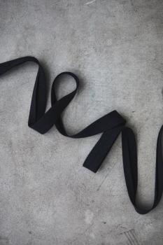 Schrägband CRISPY CREPE BIAS TAPE black