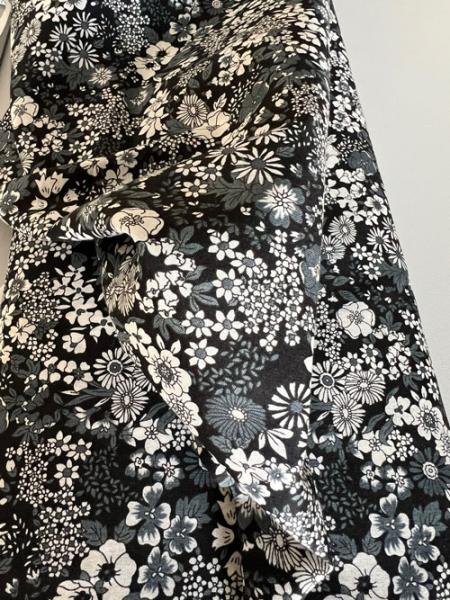 Kokka Cotton black flowers